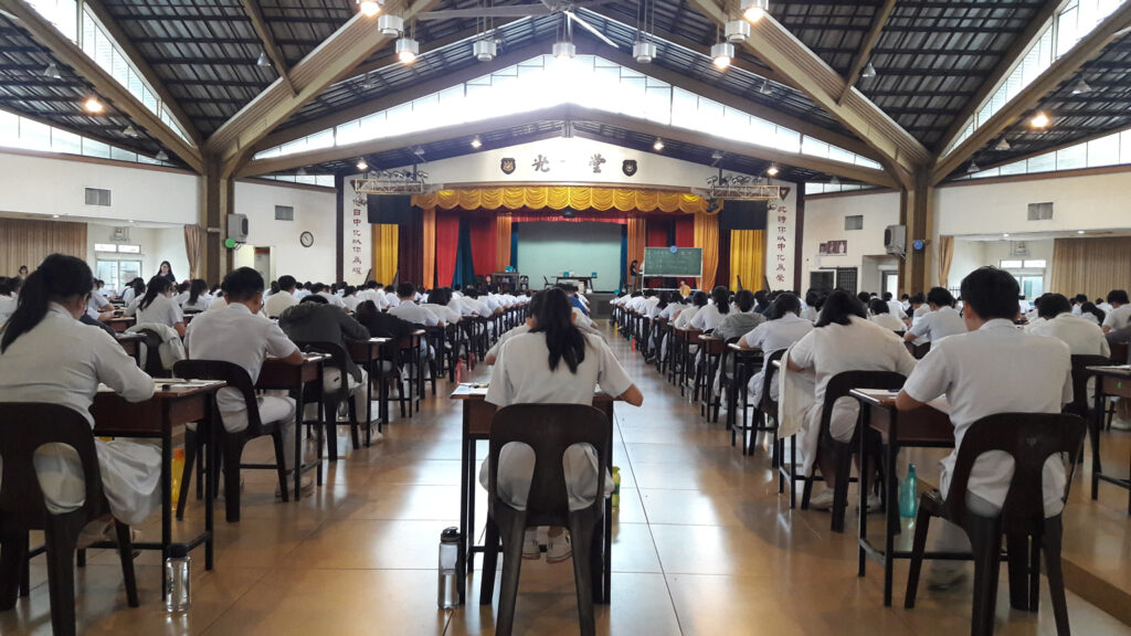 【独中学校制度】国中生震惊!原来独中要读6年、还有留级制度...有些学校强制同时考SPM和统考? - KL NOW 就在吉隆坡