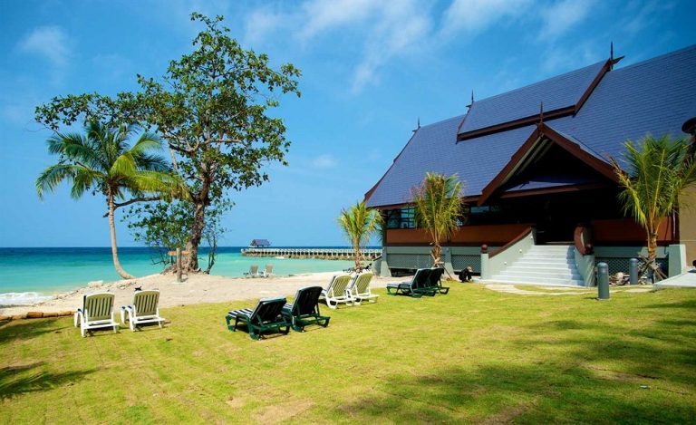 tioman island: beach resort 3