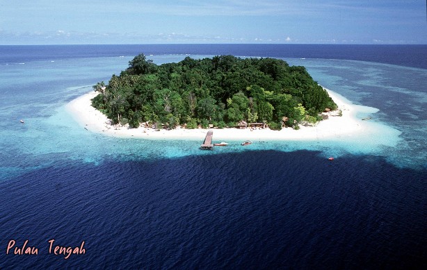 kl travel: johor islands / Pulau Tengah