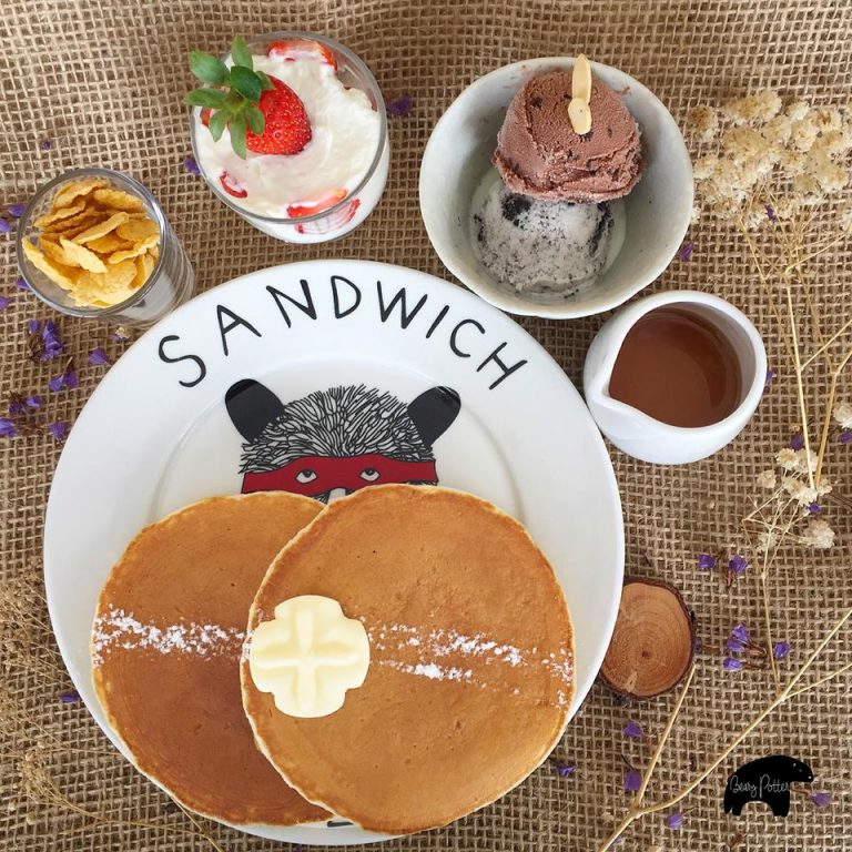 kl food: pancakes / Beary Potter Studio Cafe 熊の 陶工房